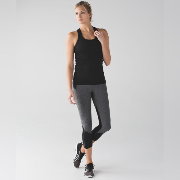 LULULEMON Swiftly Tech Racerback - Black / Black - W1NG7S - Sz 4 - Picture 5 of 9